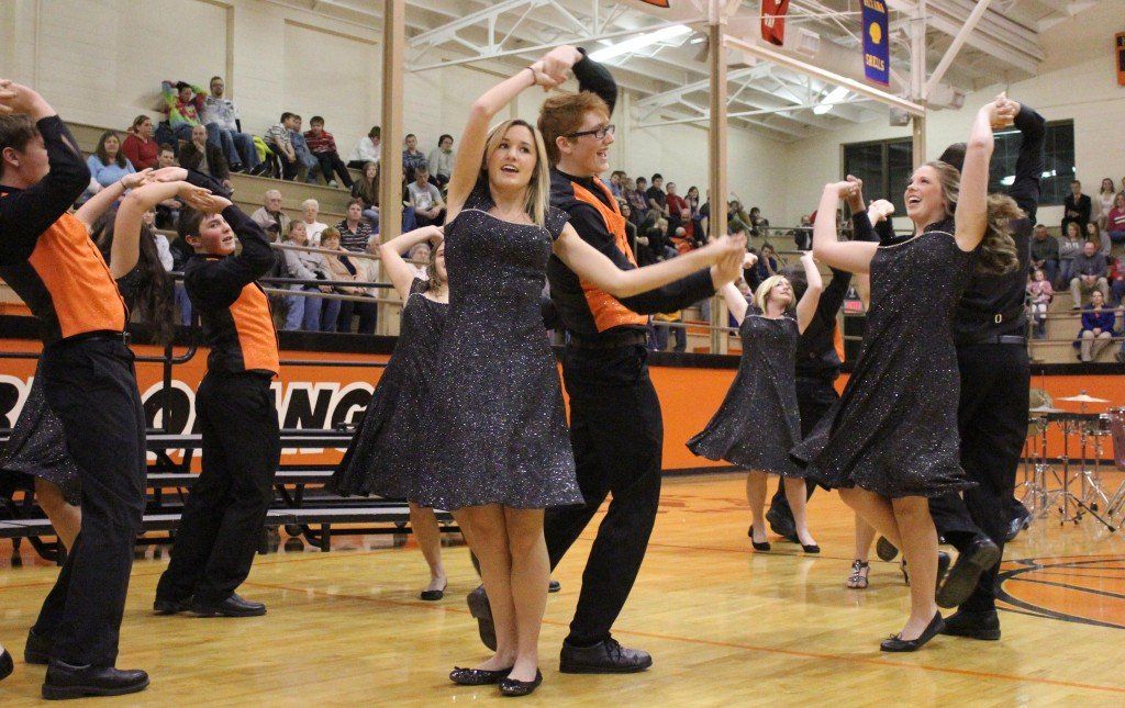 The Gillespie High School show choir sing and dance for the audience in this year's Christmas Program. Read more. 