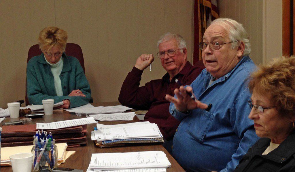 Jim Kelly explains the salt spreader does not work and the city truck needs chains for the tires. 