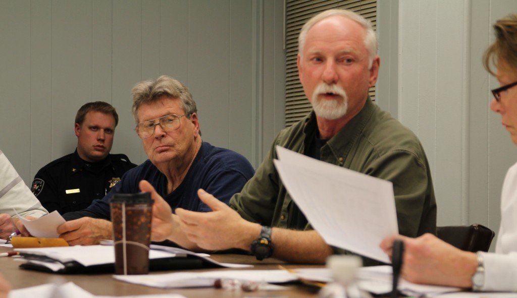 Dan Fisher presents the financial outlook to the council. 