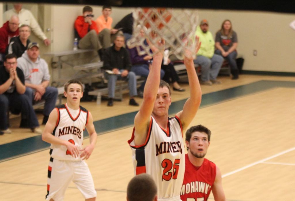 Jacob Alepra nails a field goal in one of Gillespie's tournament games this week. The Miners lost three of their four tournament games and will open their regular season this week.