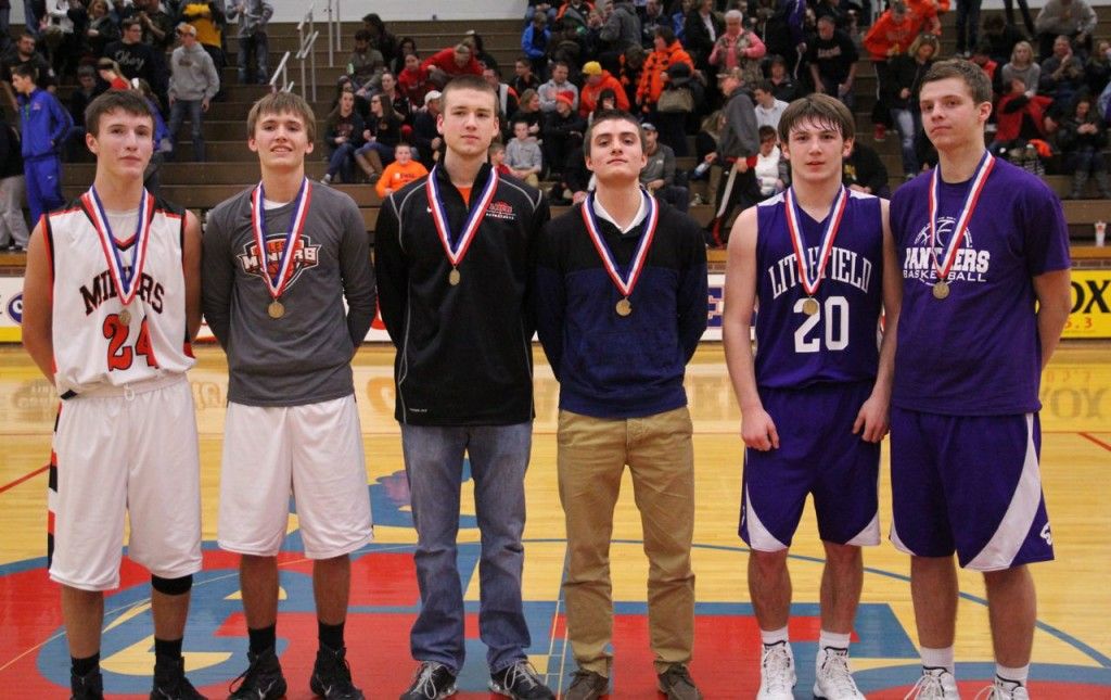 Evan Price and Nick Price (left) were honored on the six-person All-Tournament Team for the boys division in the Carlinville Holiday Tournament. 