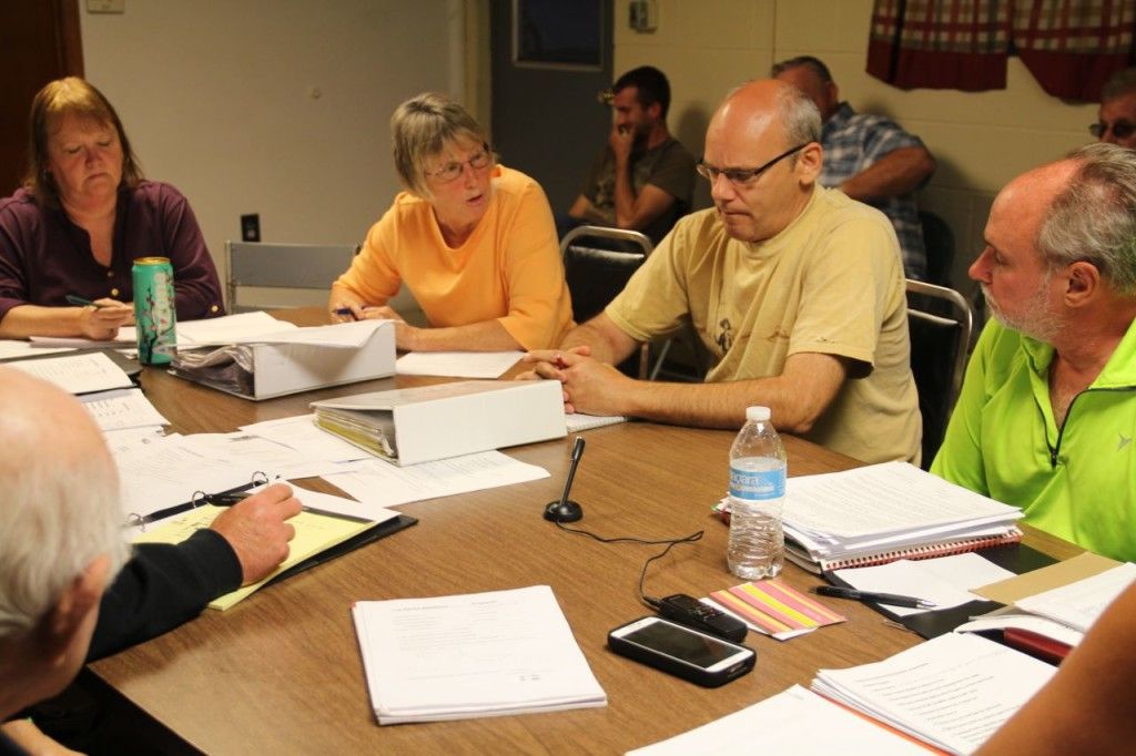 The Wilsonville board discusses the cat problem. 